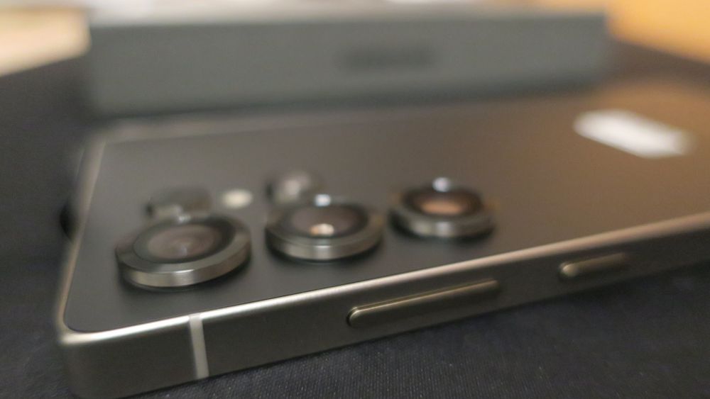 Samsung Galaxy S25 Ultra 256GB – Preto Titanium