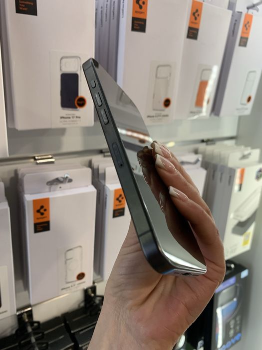 iPhone 15 Pro 128Gb black titanium - АКБ 90%, стан 5. Фізична сім