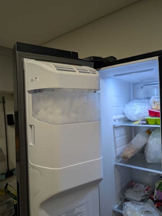 Frigorífico Americano SAMSUNG Family Hub Bespoke - Como Novo!