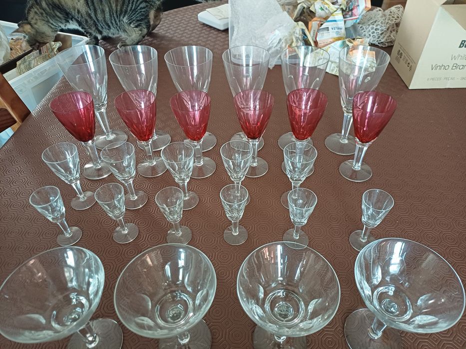 Taças de cristal antigas