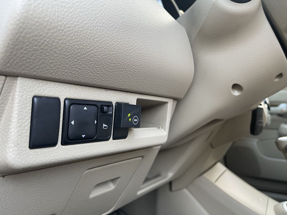 Продам Nissan Tiida АКПП 1.6 гбо  в класному стані