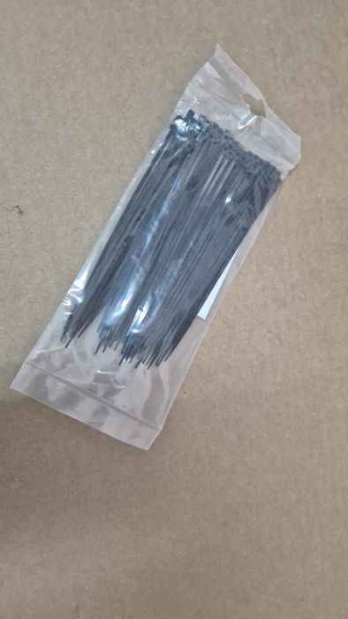 Abraçadeiras várias435605837196175364