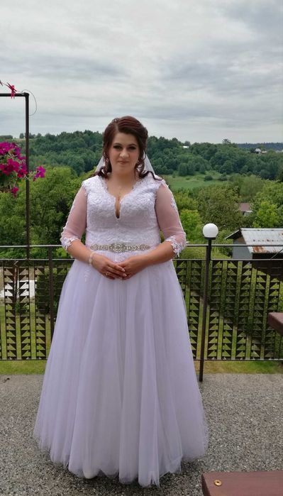 Suknia Ślubna koronkowa