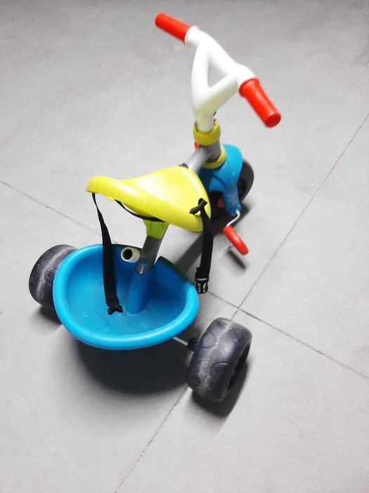 Triciclo de criança