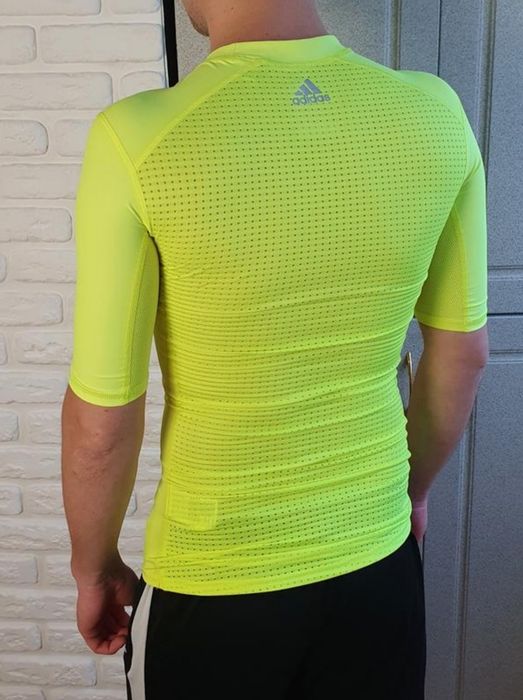 Компрессионная, термо футболка ADIDAS TECHFIT
