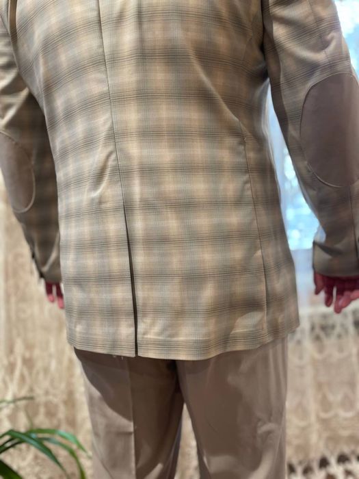 Классический мужской костюм