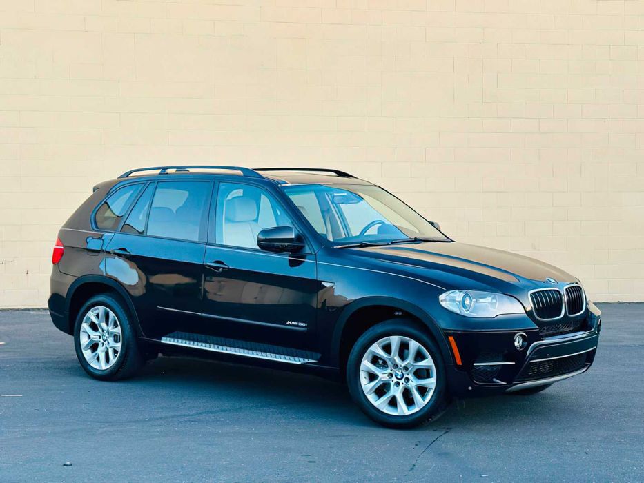 BMW X5 xDrive35i      2013