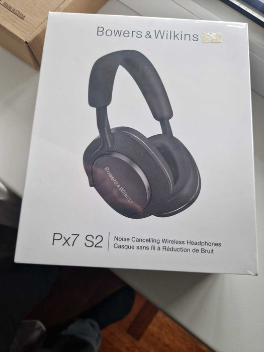 Продам топовые bowers & wilkins px7 s2 открытые проверенные заряженные