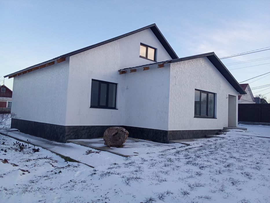 Продаж будинку/ділянки