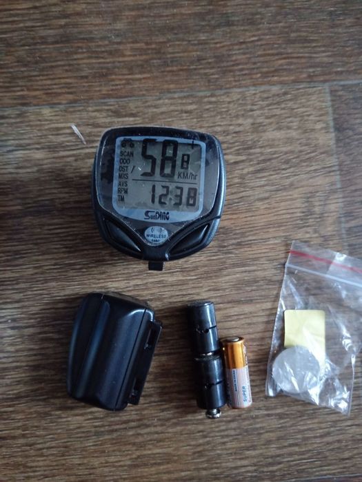 Продам новые велоаксессуары