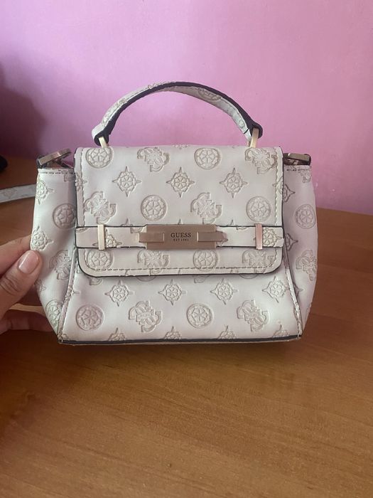 Сумка guees кросс боди