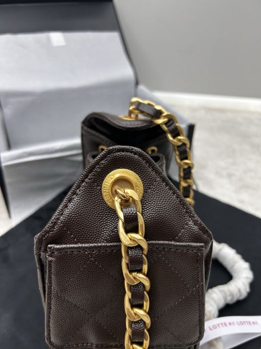 Сумочка в стилі Chanel