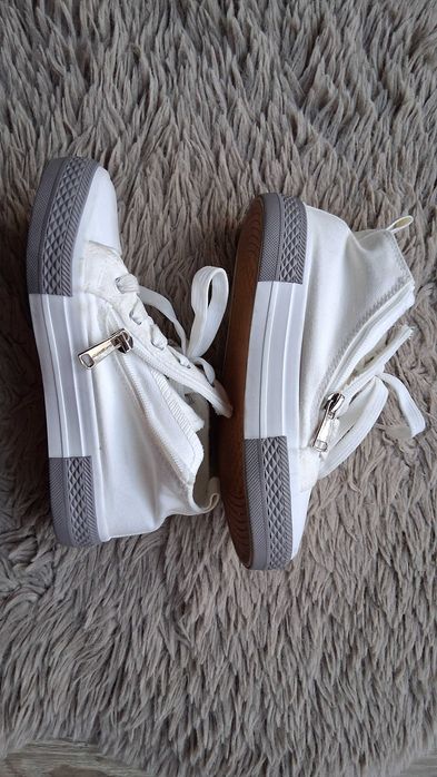 Dziecięce trampki wysokie białe roz.34