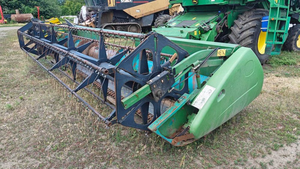 Жниварка зернова John Deere 622R 2002