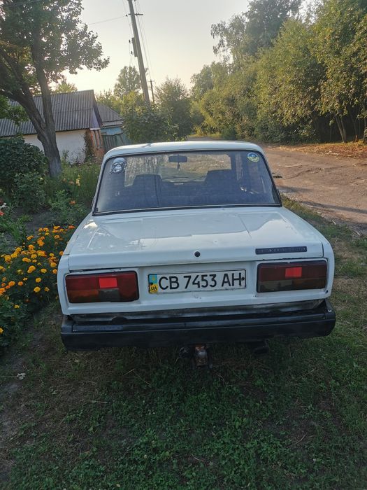 Продам иж ваз 2105