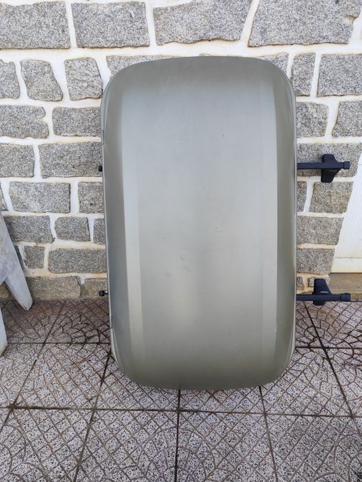 Bagageiro de Teto Gamaparts GP 400. Com barras Thule sweden