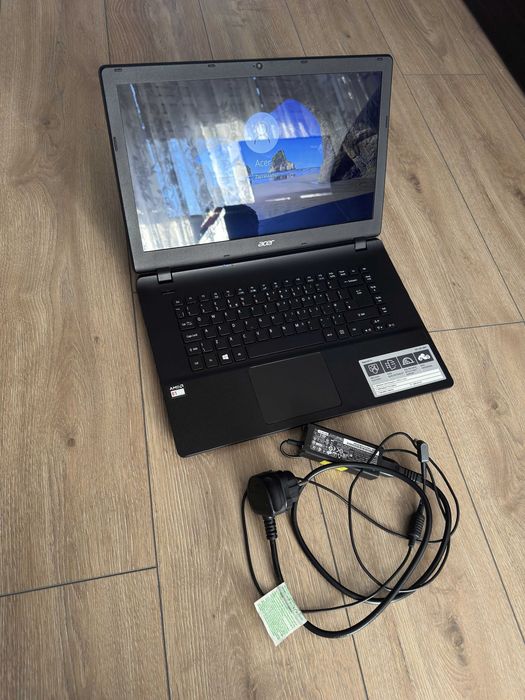 Acer Aspire ES1-522 / Jak NOWY