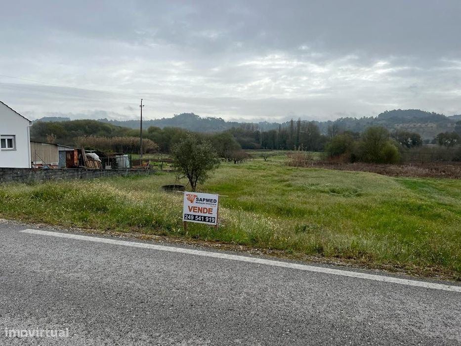 Terreno á venda em Seiça — Seiça, Santarém