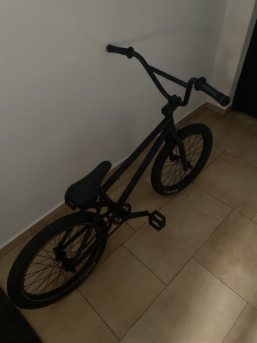 rower wyczynowy BMX