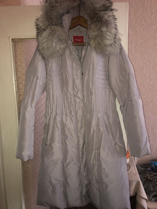 Продам пуховик