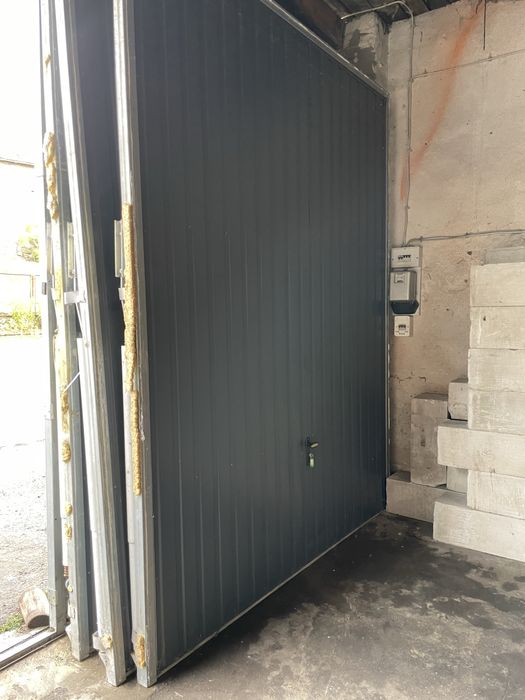 Brama garażowa uchylna