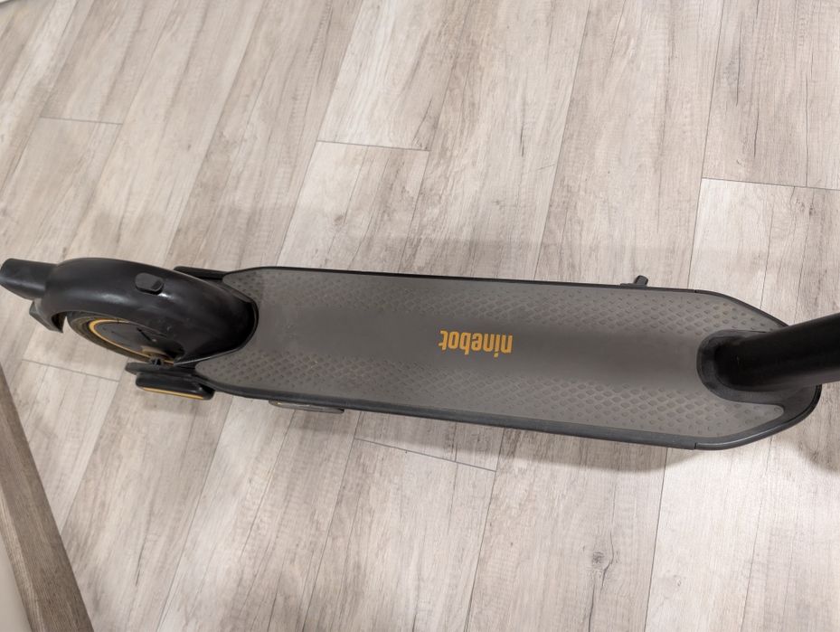 Segway Nibebot Kickscooter MAX G30E II