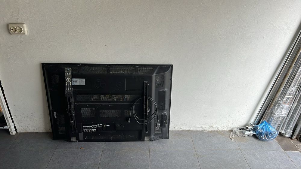 Телевізор LG б/ух