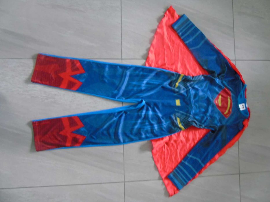 strój Superman 7-8 lat