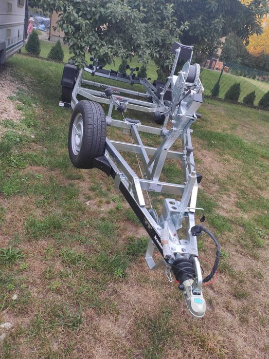 Wynajmę przyczepę podłodziową