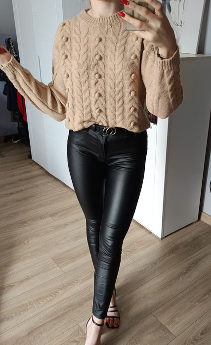 sweter beżowy z długim rękawem Zara M wytłaczany