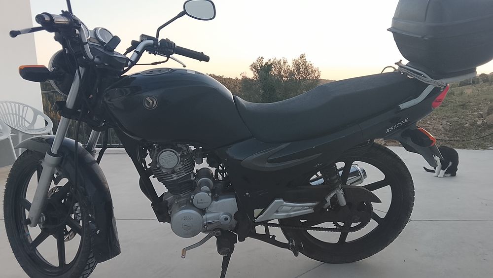 Moto 125 SYM  XS