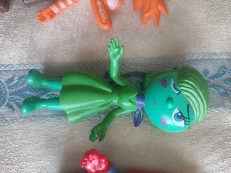 5 figurinhas Inside out  2 (Divertida mente)