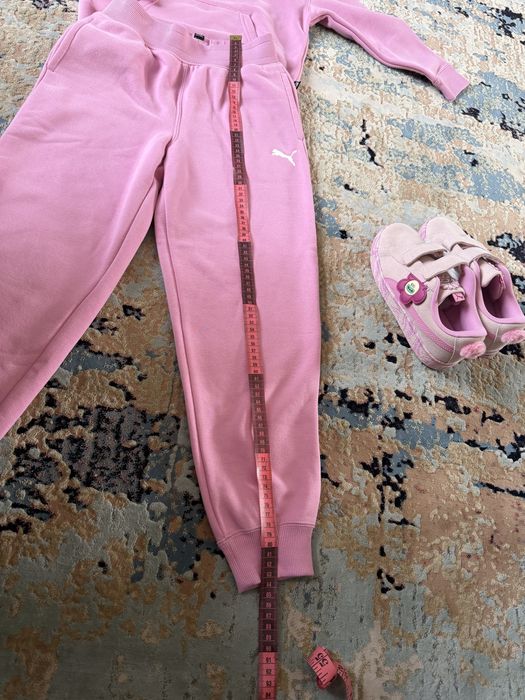 Взуття для дівчинки Puma кеди 34,5