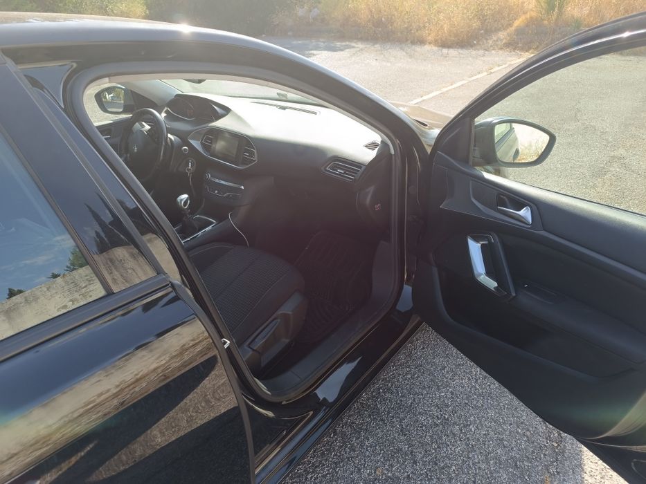 Peugeot 308 SW — fotografia 5