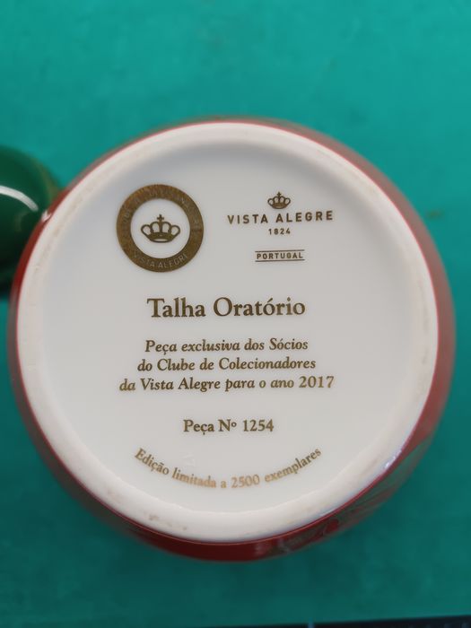 Peças de porcelana VA