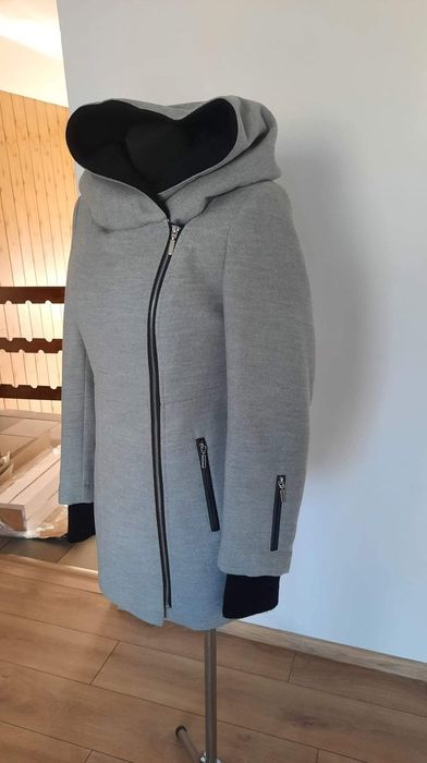 Nowy płaszcz zimowy rozmiar M