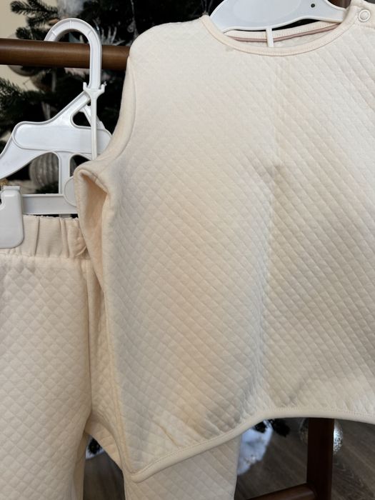 Костюми для дівчинки 86-92