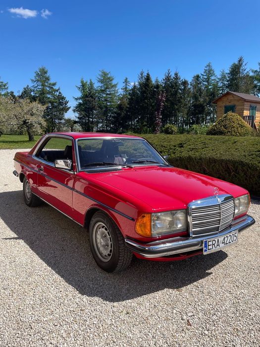 Mercedes-Benz W123