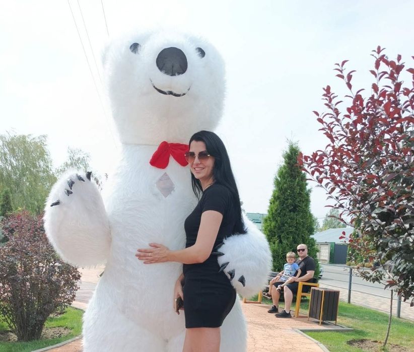 Стриптизер, стриптизерша, ведмідь, панда, зайка, капібара