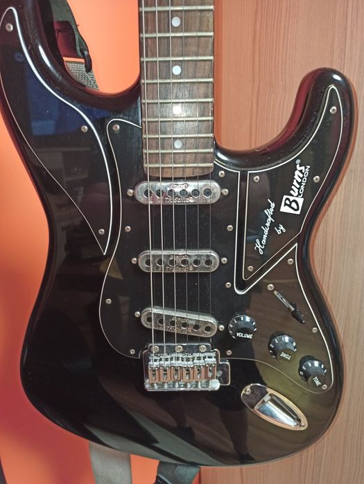 Gitara elektryczna Burn London cobra + akcesoria przewody