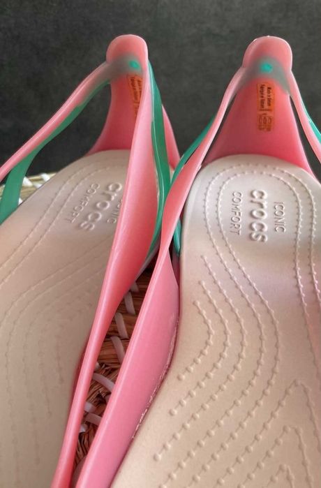Crocs sandały Isabella Huarache 2 Flat Pink/Rose Dust W8 38/39