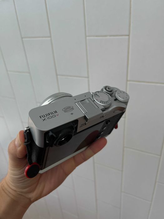 Fujifilm X100V Prata