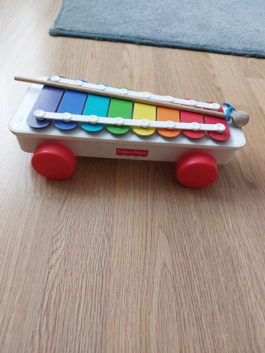 Cymbałki Fisher price.