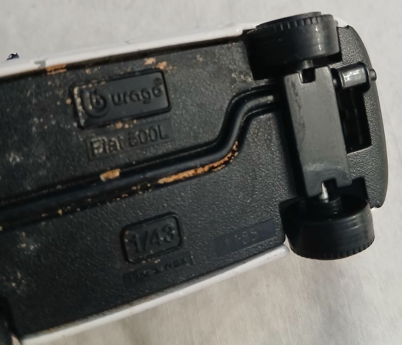 Carrinha  em Ferro Coleção ver todas fotos