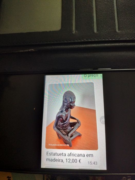 Estátua em madeira para venda