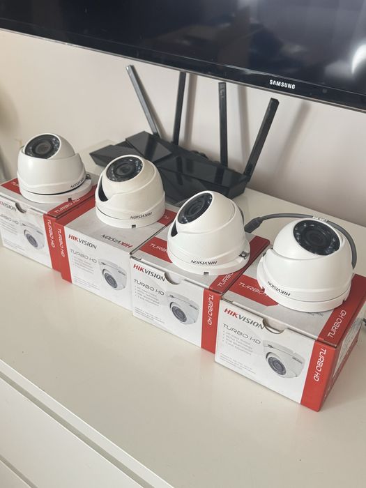 4szt Kamery wewnetrzne Hikvision