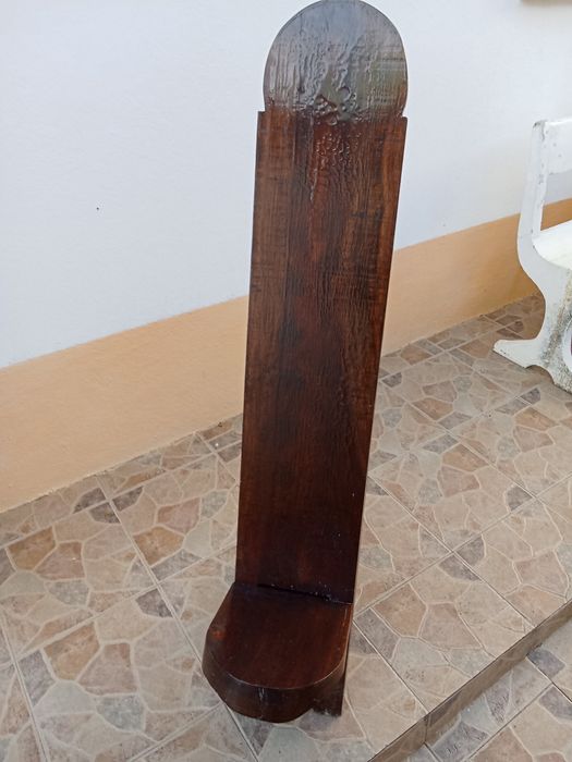 Banco.em.madeira.eucalipto.vermelho..