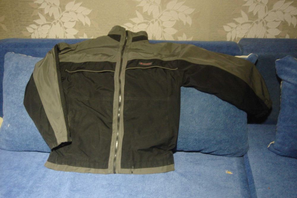 Продам одним лотом