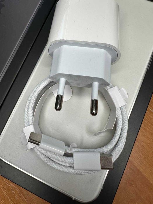 Быстрая зарядка на айфон от15 до 17 про макс оригинал type-c to type-c