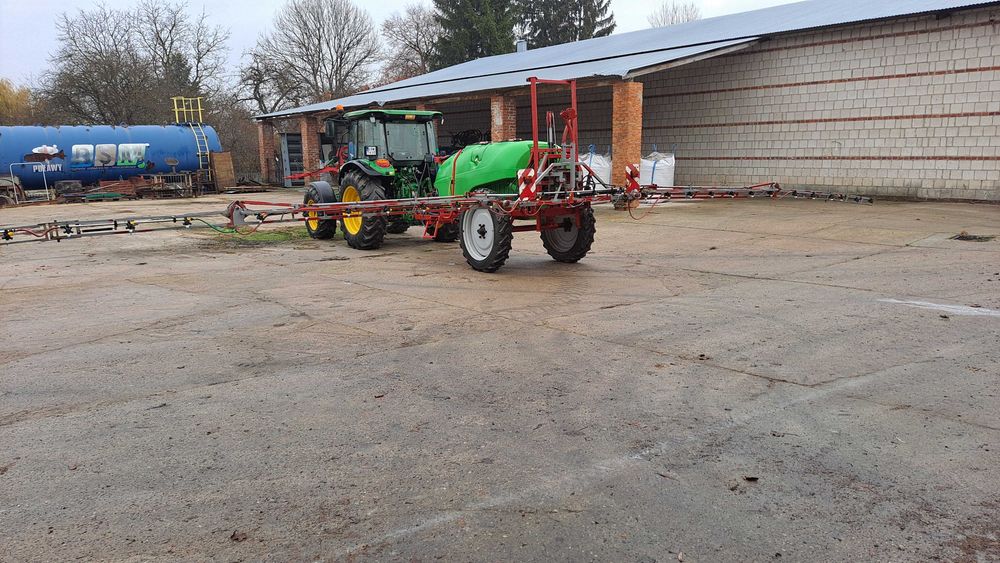 Opryskiwacz Krukowiak Apollo 2000 , lance hydrauliczne 15 m